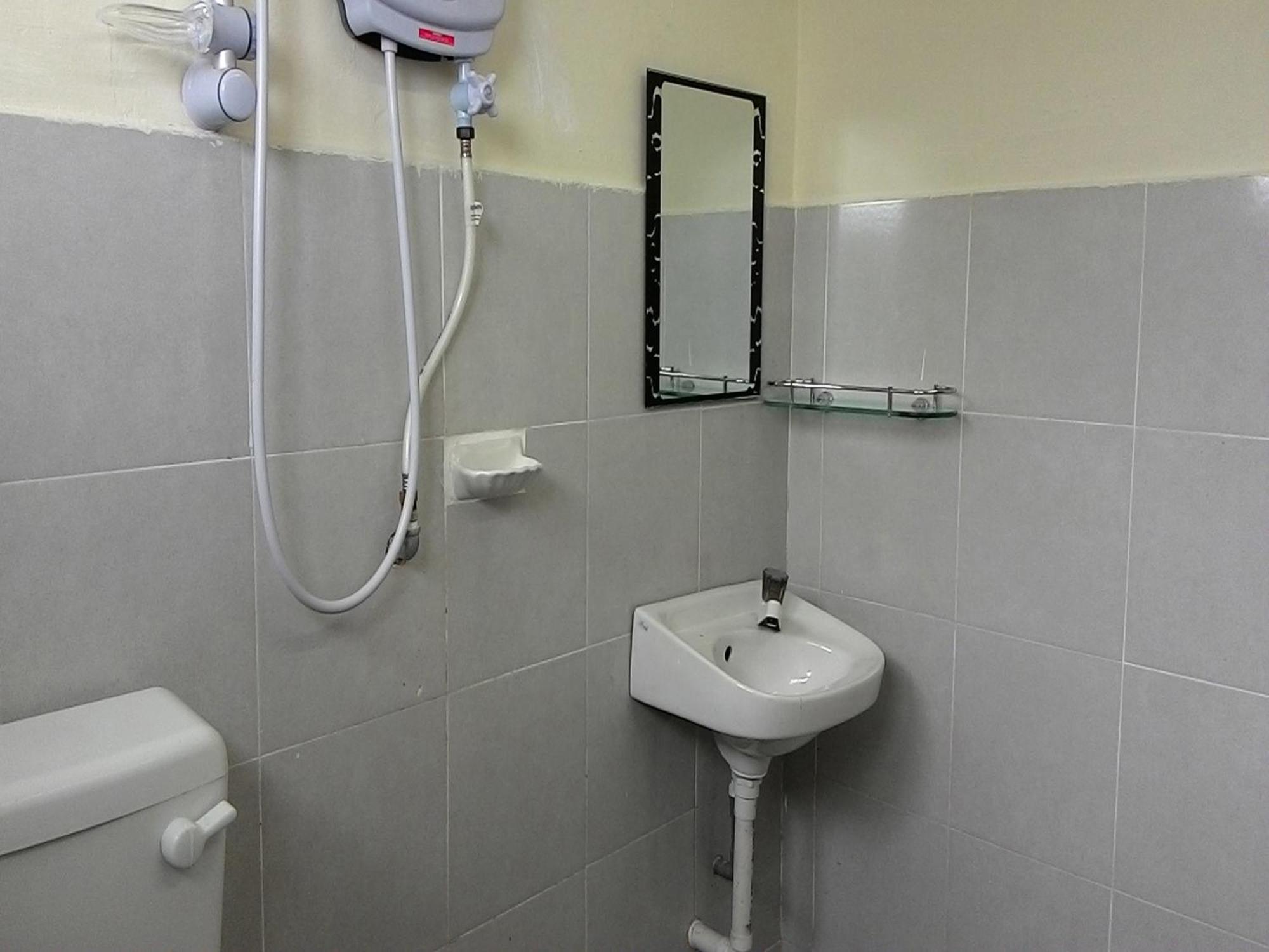 Cityscape Lodge - Penginapan Bajet Yang Mudah, Selesa & Selamat Dengan Wifi Dan Parkir Percuma Serta Layanan Mesra Tambah Servis Memuaskan Lumut Exteriér fotografie
